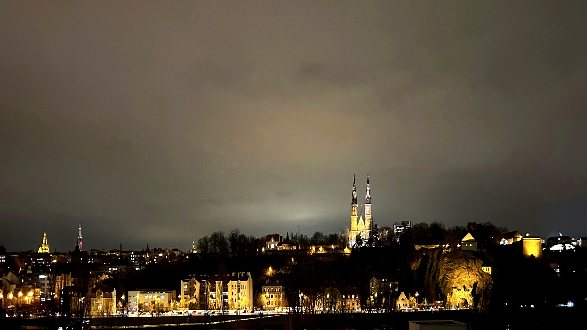 Noční panorama Vyšehradu